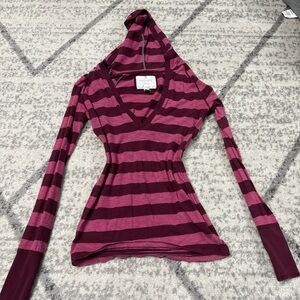 Y2K American Eagle layering hoodie